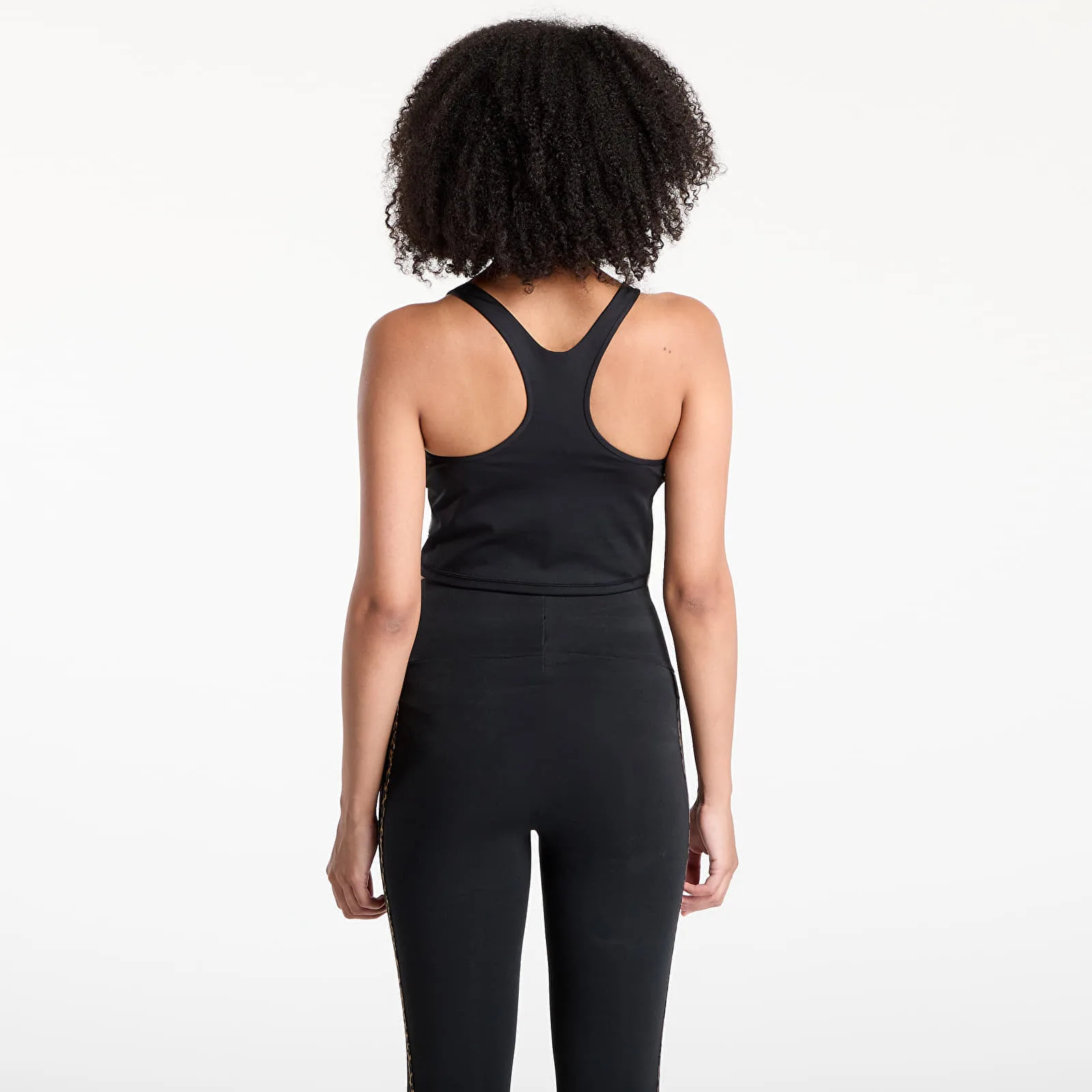 Дамски топ adidas Performance By Stella McCartney Yoga Croptop черен – Black – Дамски топове