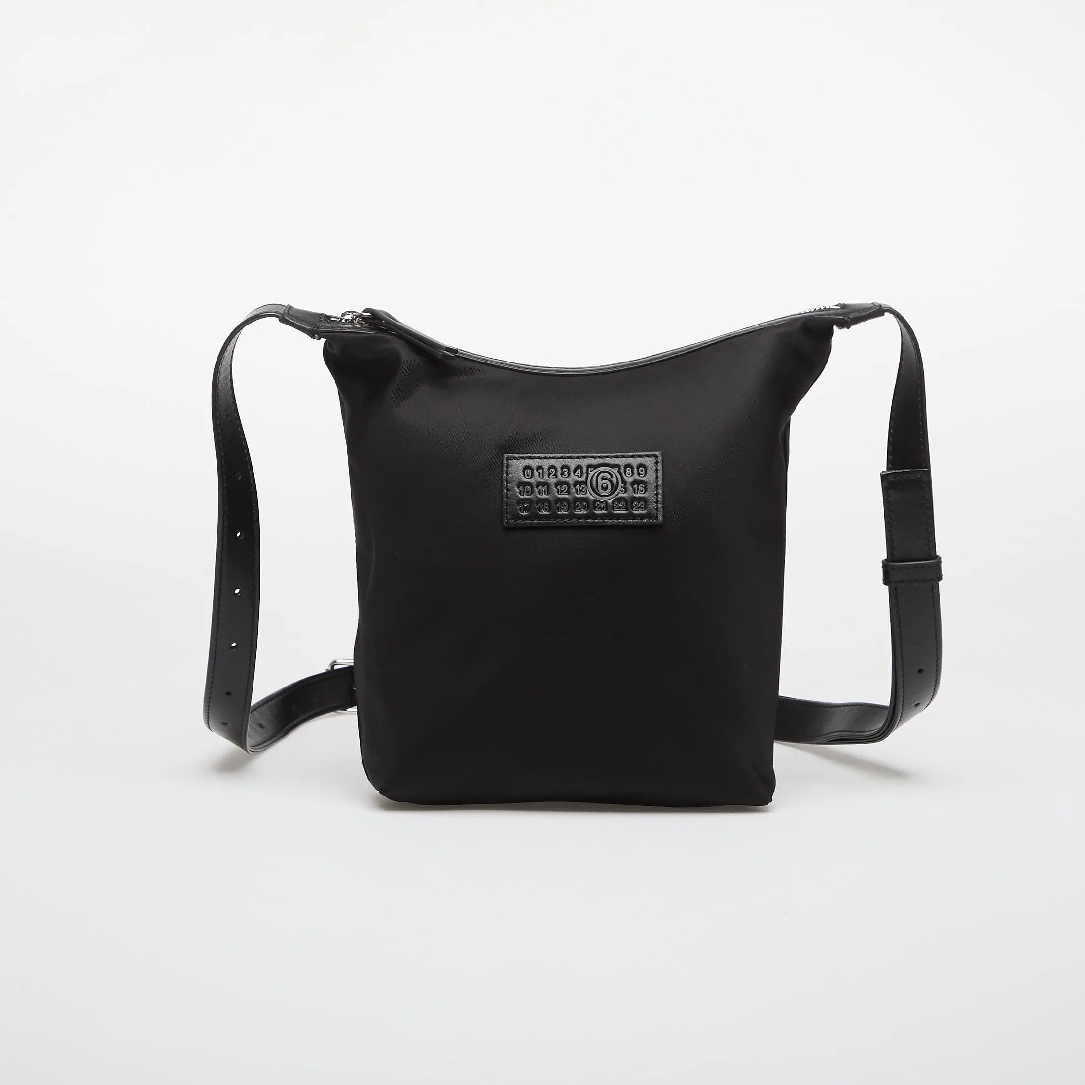 Чанта за през рамо MM6 Maison Margiela Numeric Vertical черна – Black – Crossbody чанти