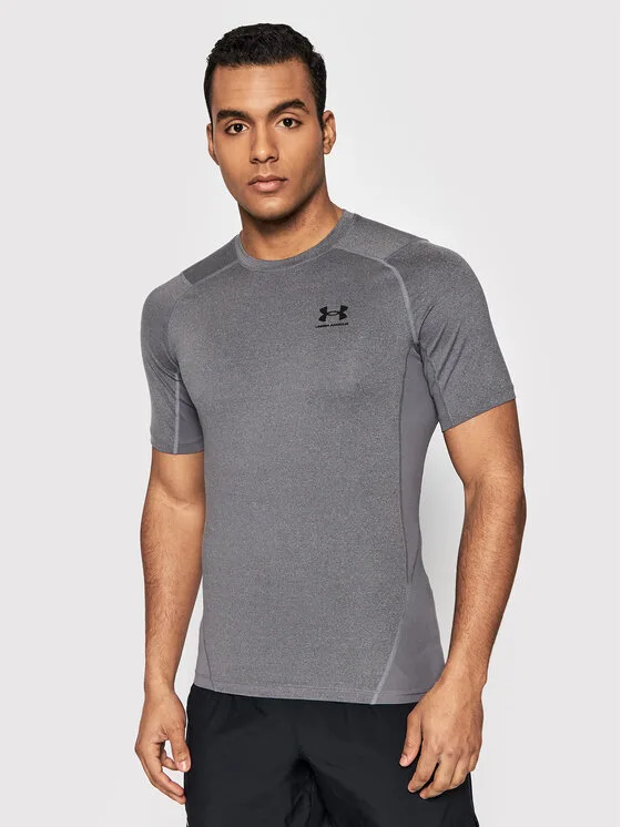Under Armour Тениска от техническо трико HeatGear® 1361518 Сив Slim Fit – Мъжки спортни дрехи