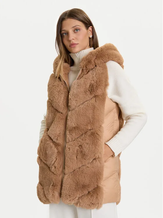 Rinascimento Жилетка за костюм CFC0122220003 Бежов Regular Fit – Дамски елеци