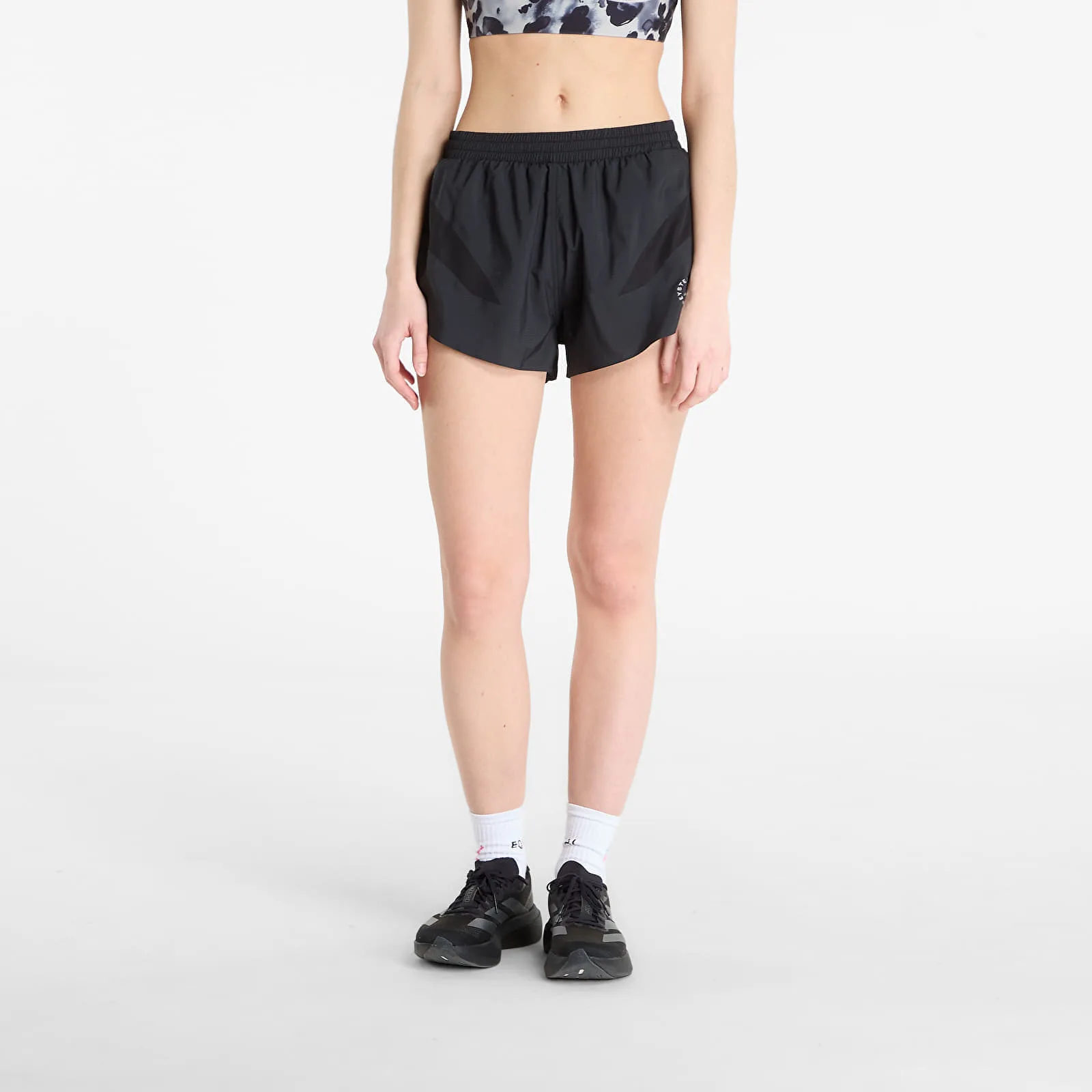 Къси панталони adidas x Stella Mccartney Running Shorts Black M – Дамски къси панталони