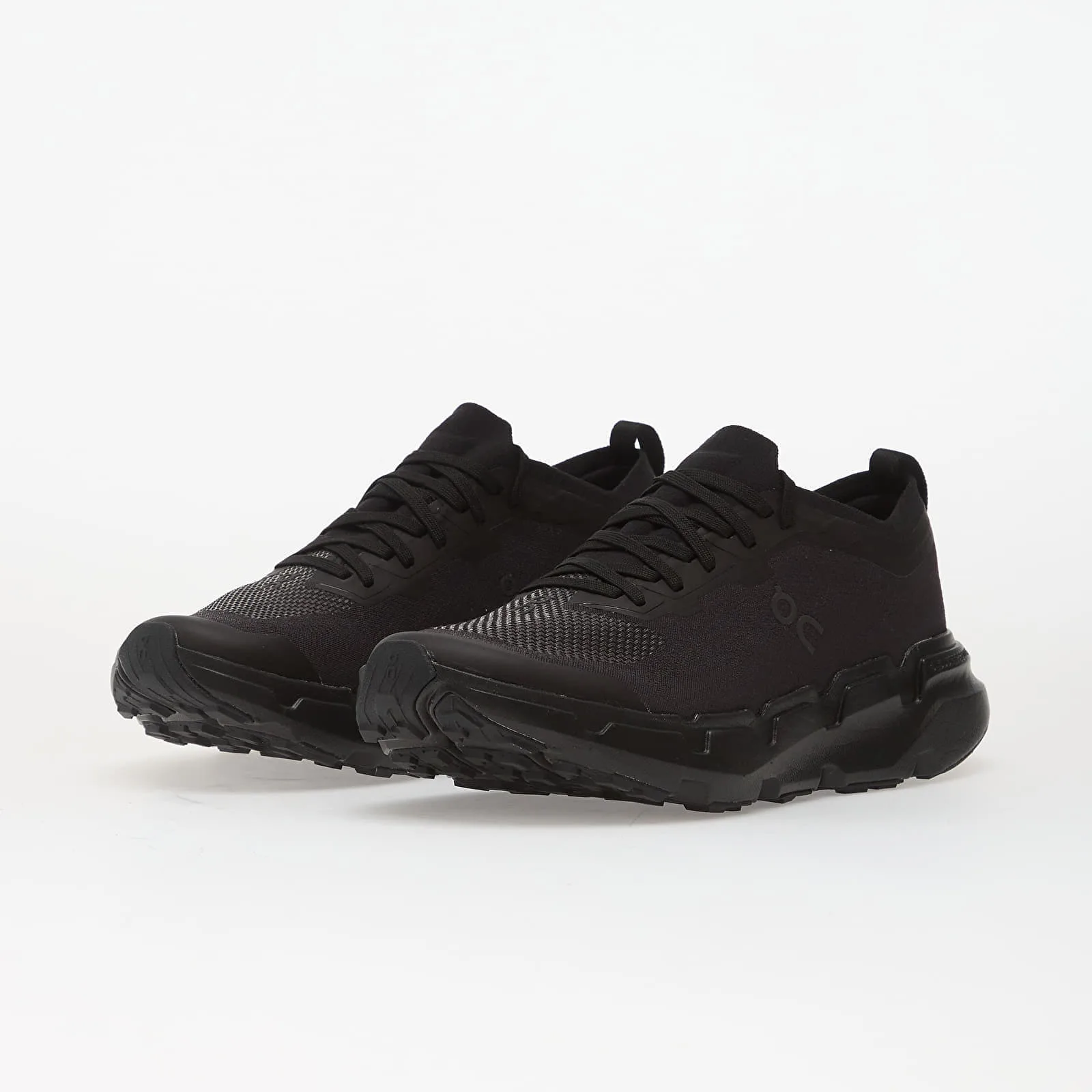 Дамски маратонки On Cloudsoma черни – Black – Дамски ниски маратонки