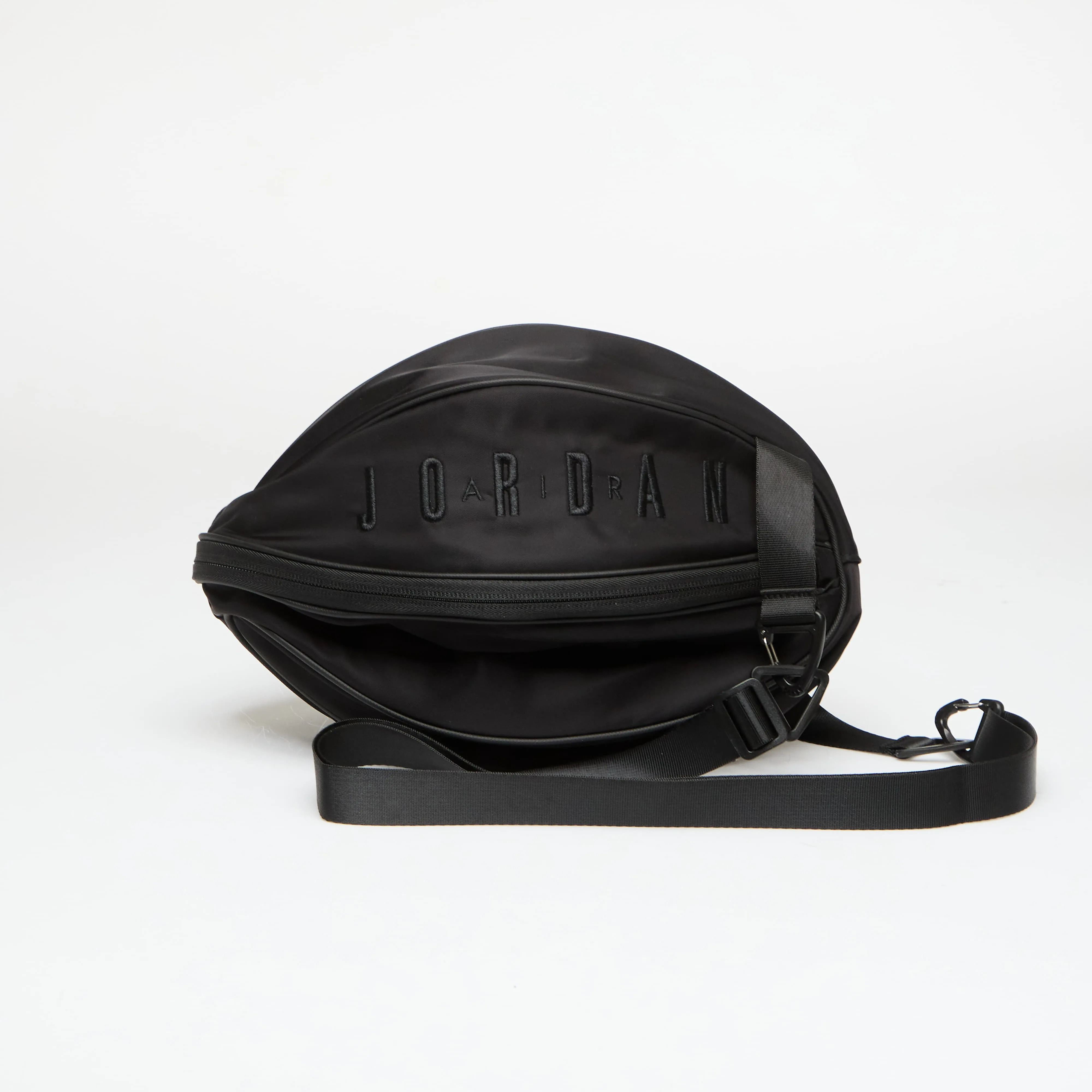 Чантичка за кръста Jordan Jordan Basketball Bag Black Universal – Чанти за кръста