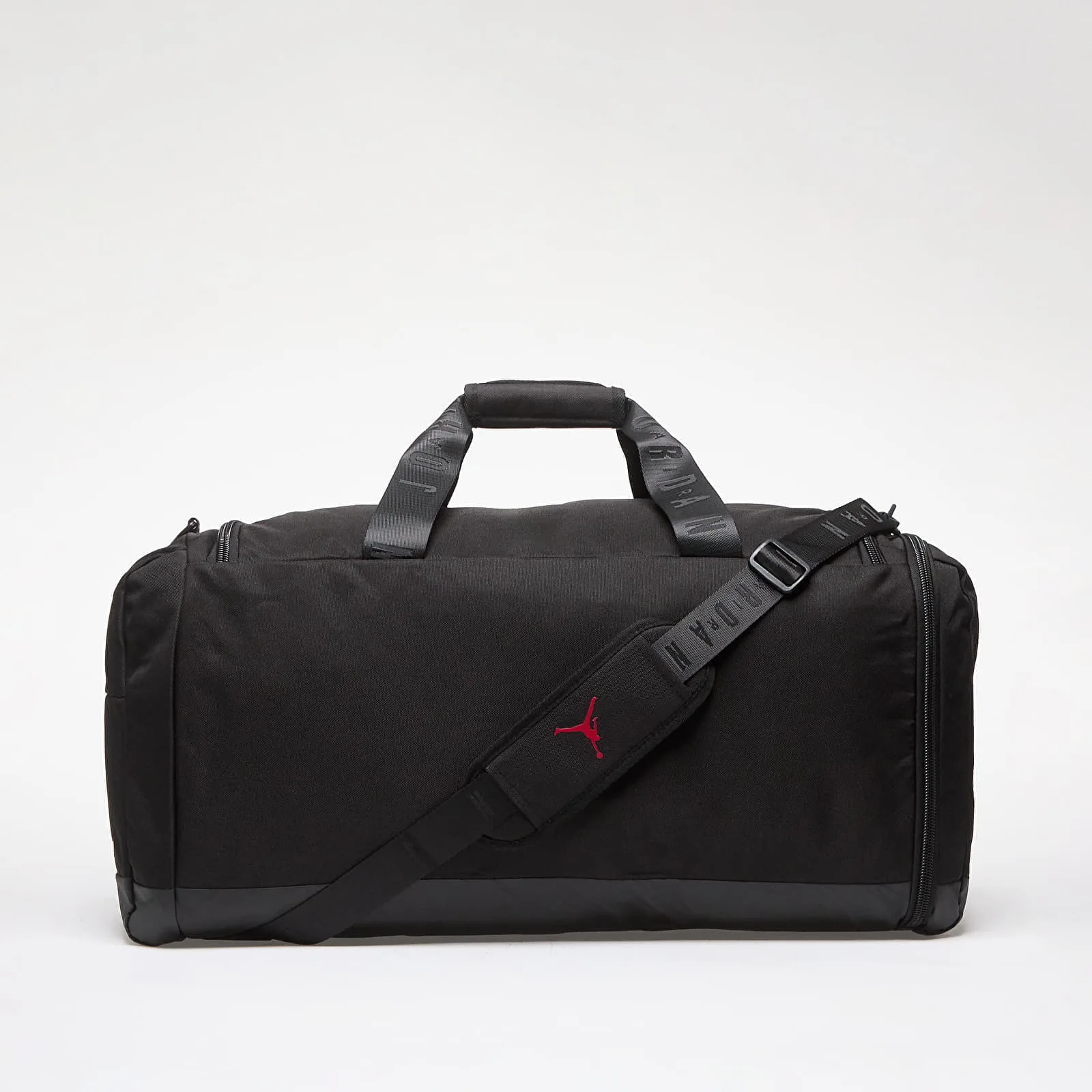 Спортен сак Jordan Jam Velocity черен – Black – Спортни чанти и сакове