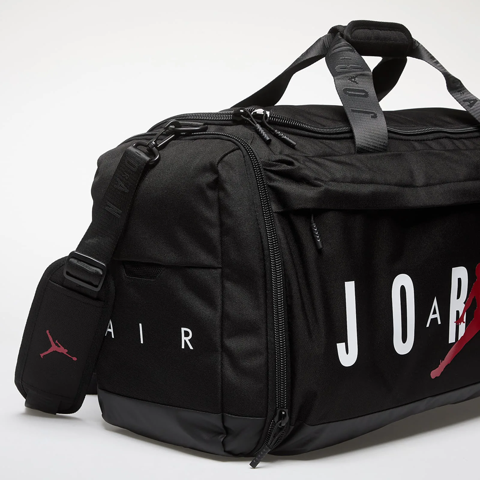 Спортен сак Jordan Jam Velocity черен – Black – Спортни чанти и сакове
