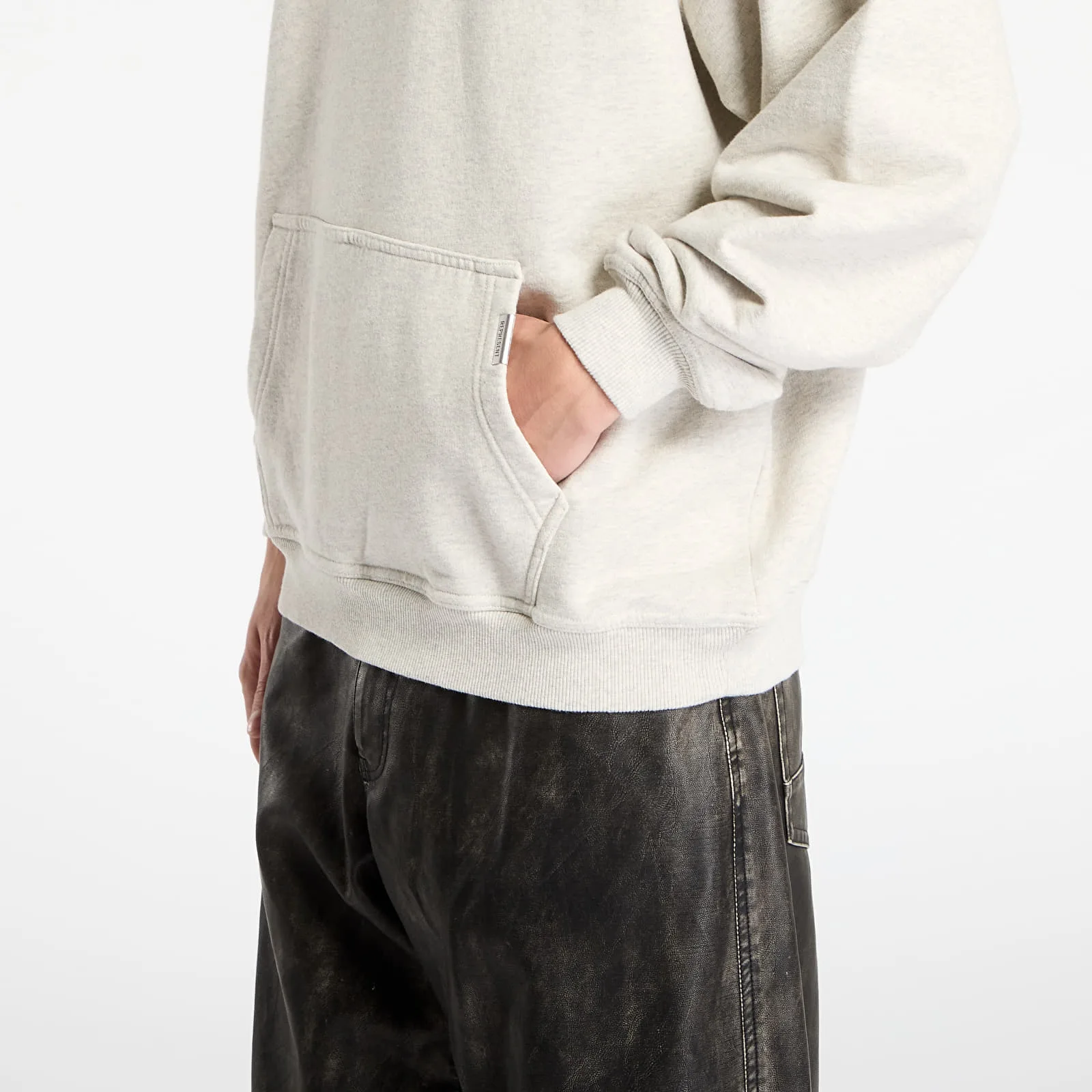 Суитшърт REPRESENT Represent Owners Club Script Hoodie Cream Marl M – Мъжки худита