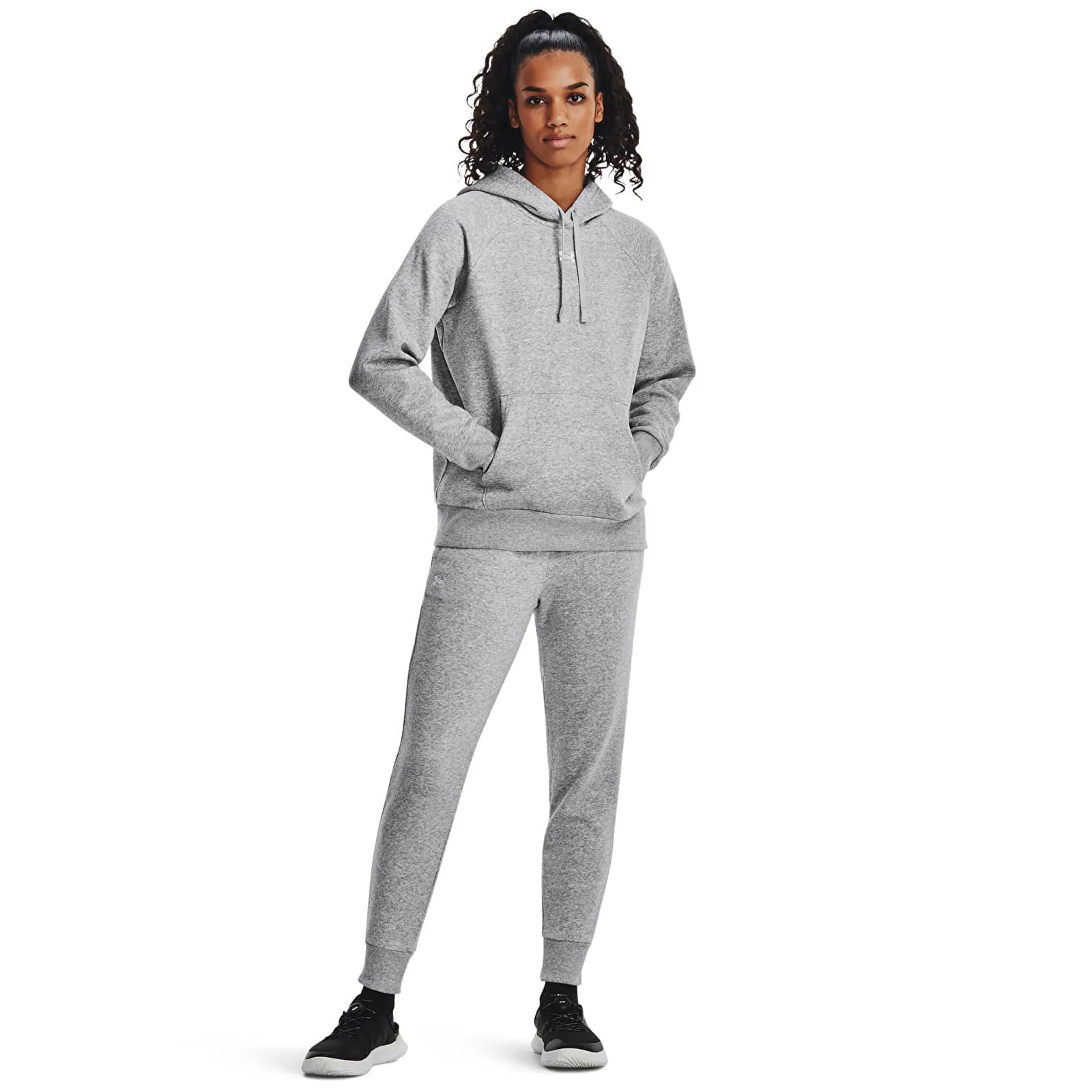 Дамски суитшърт с качулка Under Armour Rival сив/бял – Mod Gray Light Heather|White – Дамски худита