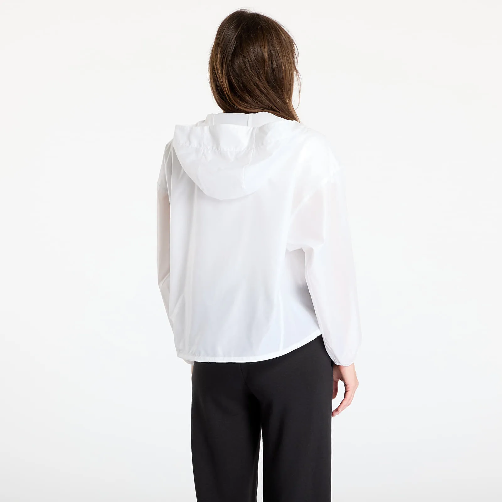 Яке Puma Wardrobe Essentials Oversized UV Wind Jacket PUMA White XS – Дамски якета и палта