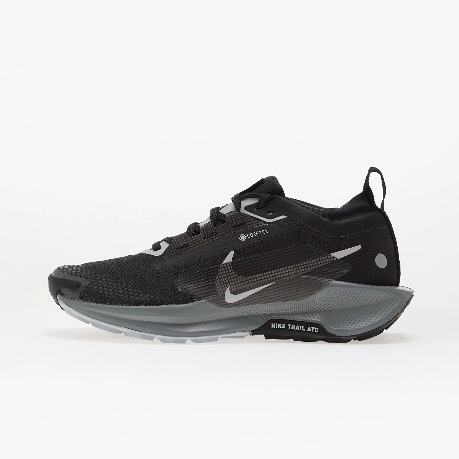 Дамски маратонки за планинско бягане Nike Pegasus Trail 5 Gtx Wolf черни – Black|Wolf Grey-Cool Grey-Anthracite-Reflect…