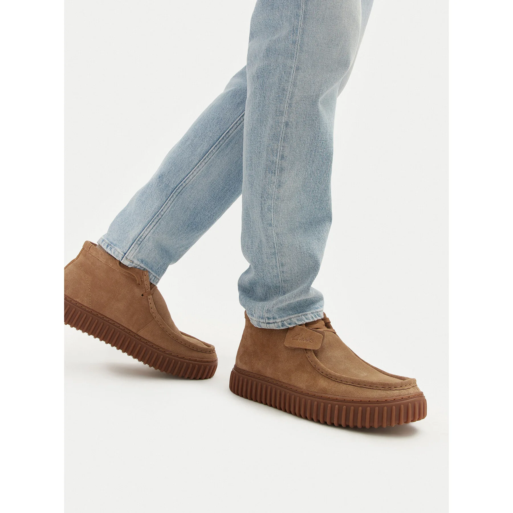 Зимни обувки Clarks Torhill Hi 26173663 Кафяв – Мъжки боти и ботуши