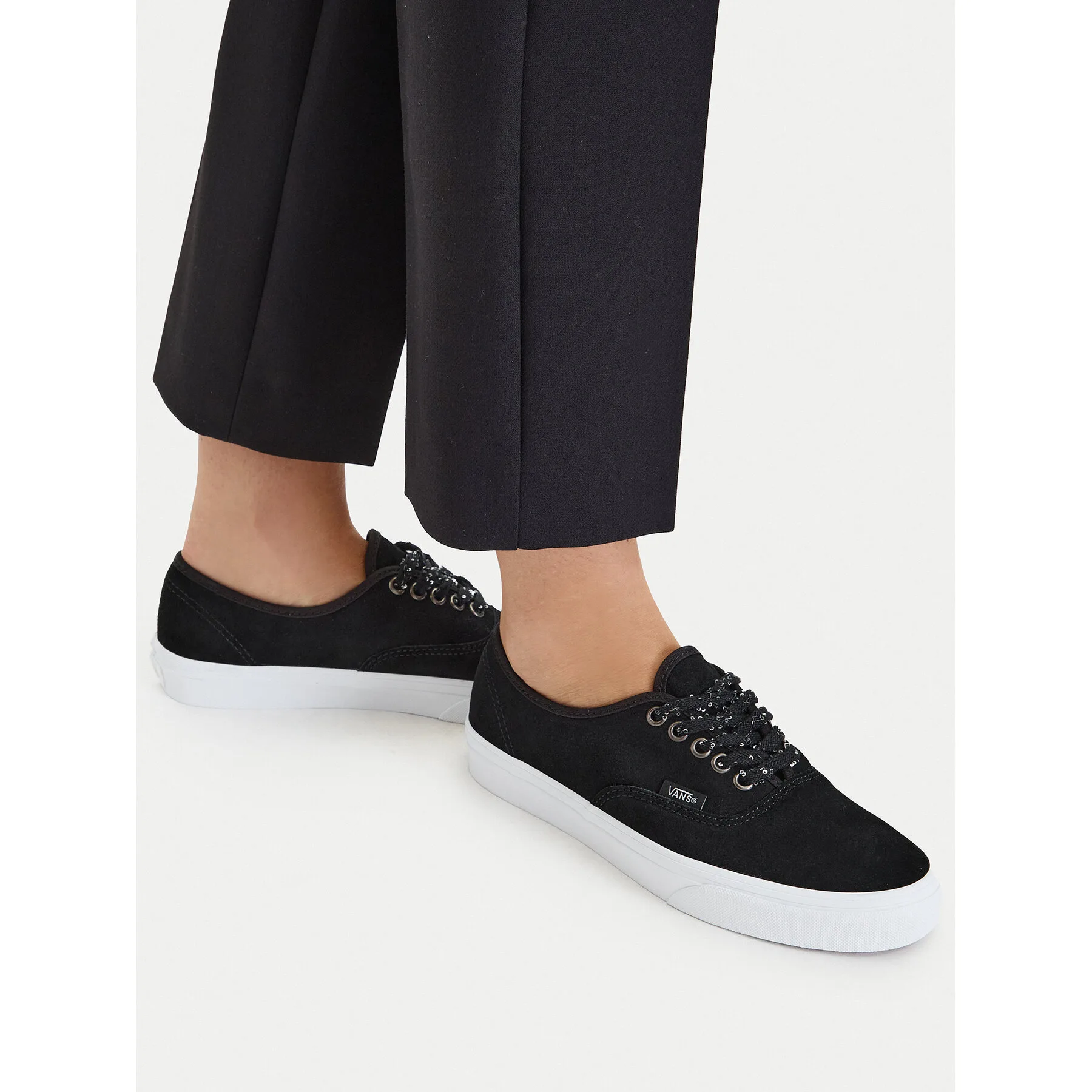 Дамски кецове Vans Authenthic черни – Черен – Дамски ниски кецове