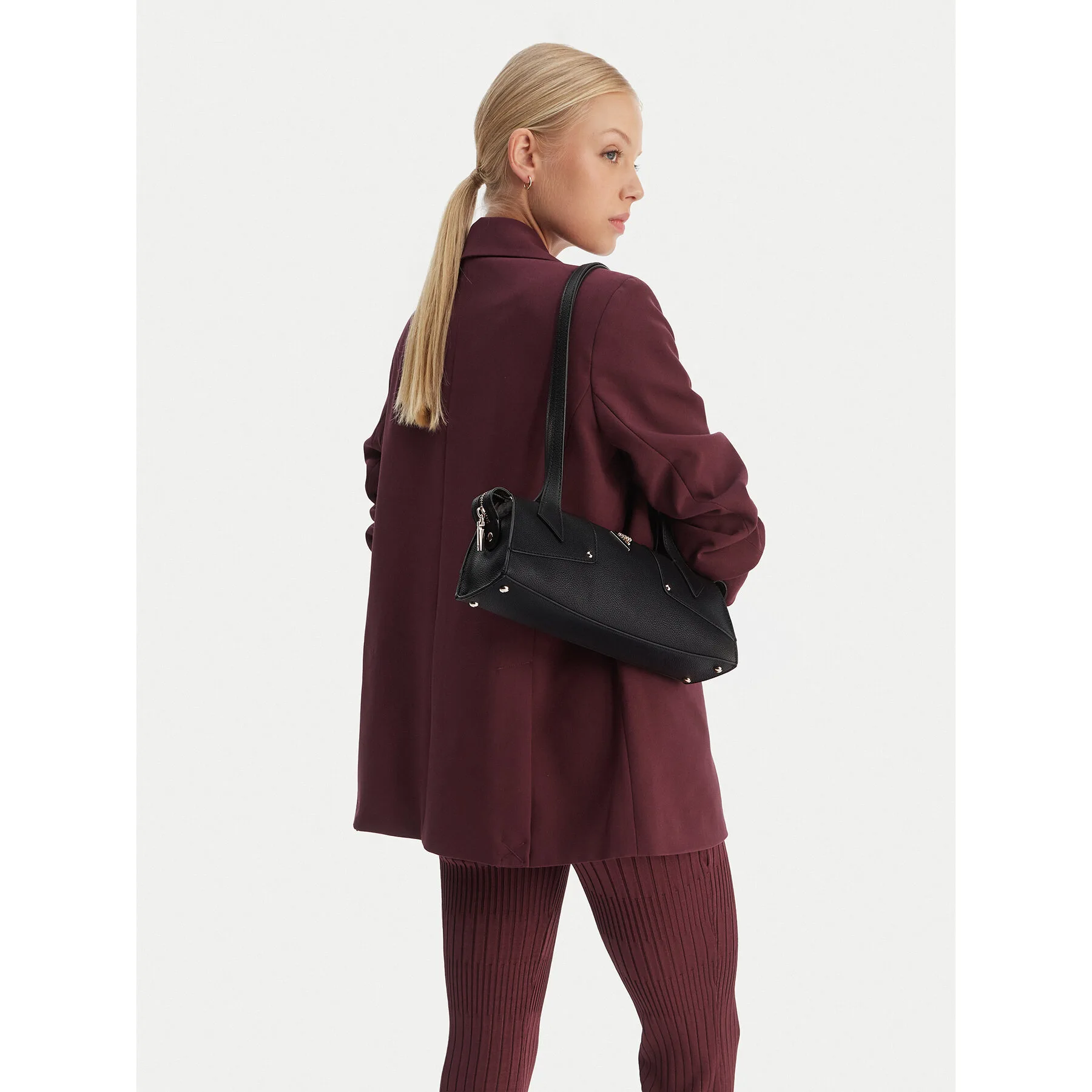 Дамска чанта Guess Darcy WBG99 14080 Черен – Класически дамски чанти