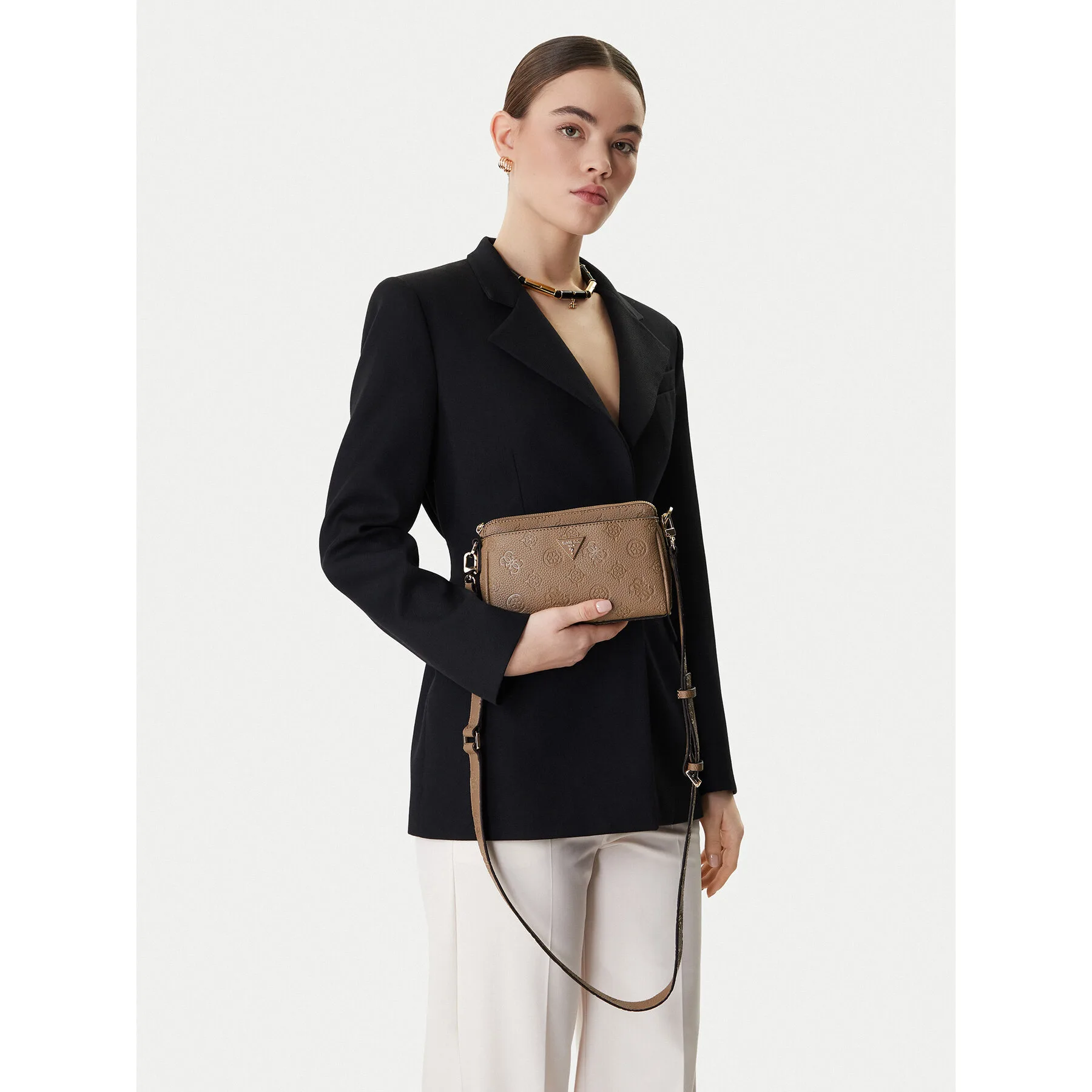 Дамска чанта Guess Cresidia II Mini HWPD98 88720 Кафяв – Чанти