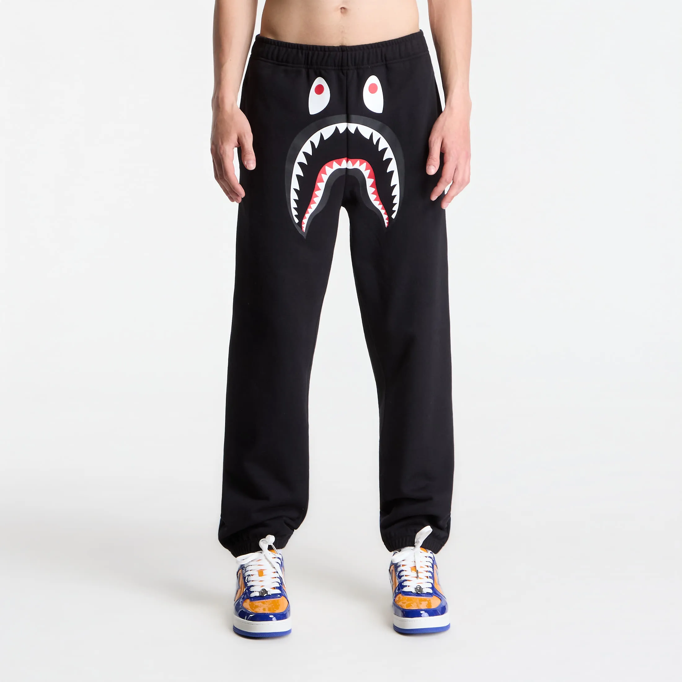 Потници A BATHING APE Shark Sweat Pants UNISEX Black XL – Панталони