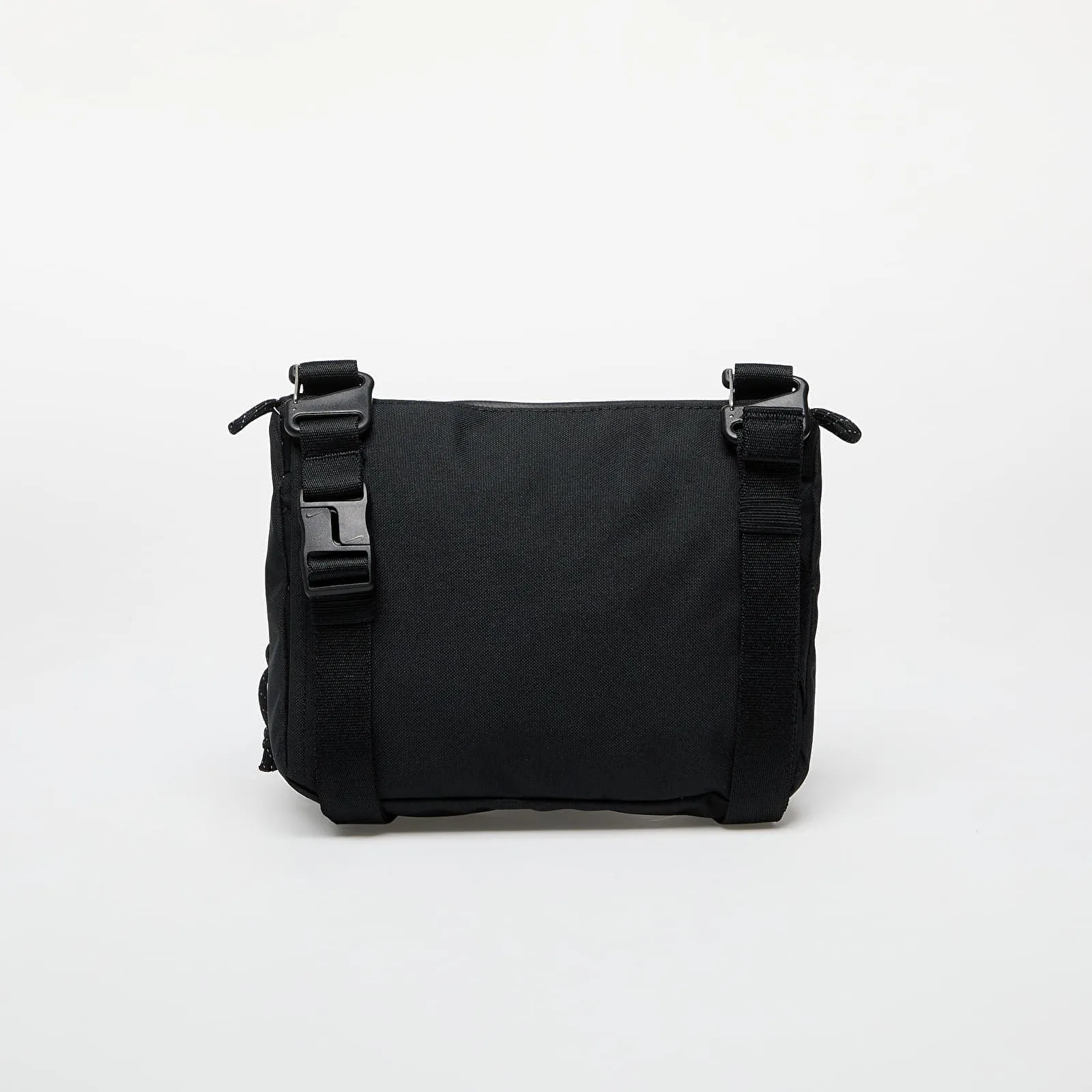 Чанта Nike ACG "DAYMAX" Crossbody Bag 3L Black/ College Grey/ College Grey Universal – Black|College Grey – Crossbody чанти