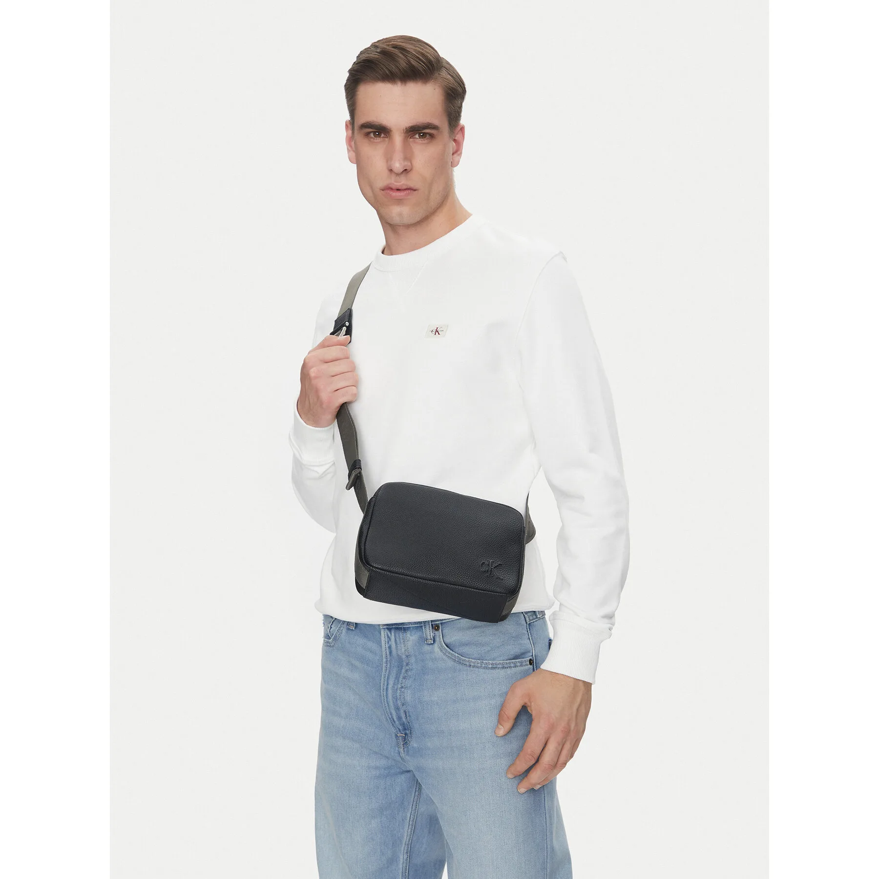 Мъжка чантичка Calvin Klein Jeans Cargo Camera Bag LV04G3081G Черен – Мъжки чанти