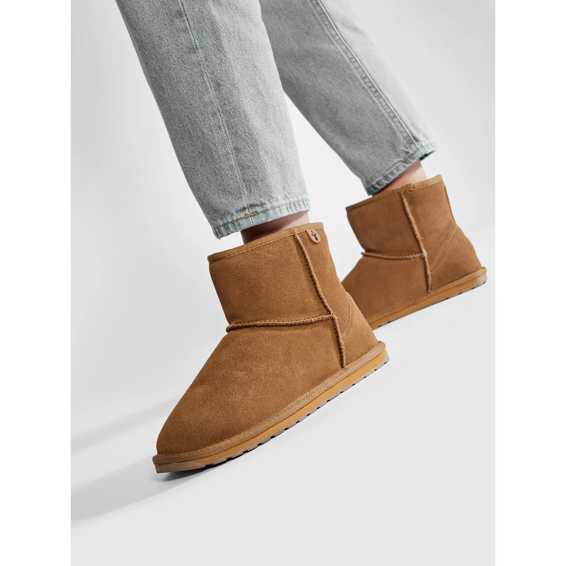Детски апрески EMU Australia Wallaby Mini Teens кафяви – Апрески за момчета