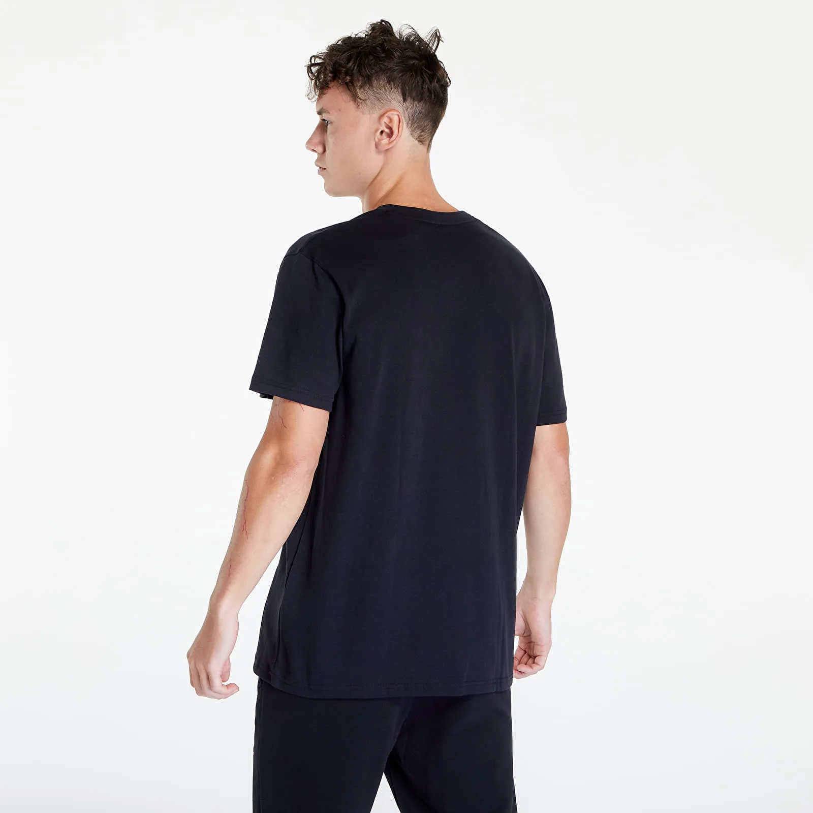 Мъжка тениска Under Armour Logo Emb Heavyweight Ss черна/бяла – Black|White – Мъжки тениски с къс ръкав