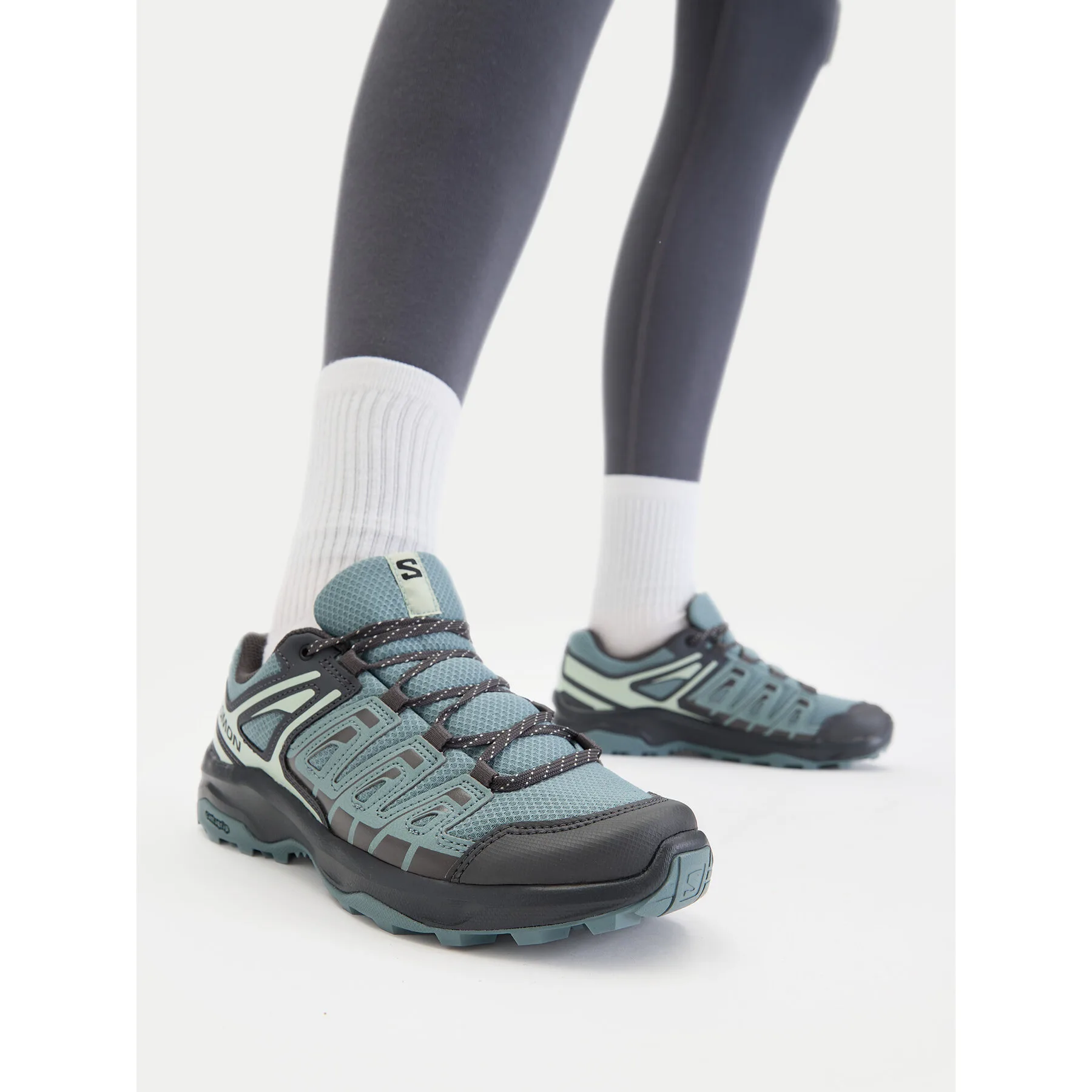 Туристически Salomon Extegra W L49227400 Сив – Дамски ниски трекинг обувки