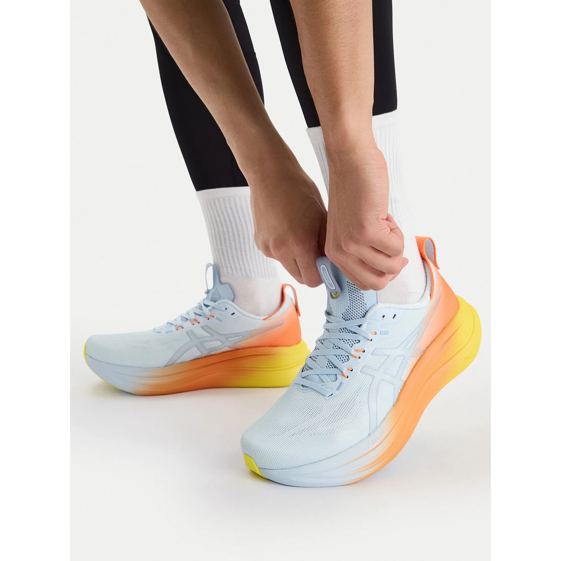 Маратонки за бягане Asics Gel-Nimbus 28 1011C221 Син – Мъжки маратонки за бягане
