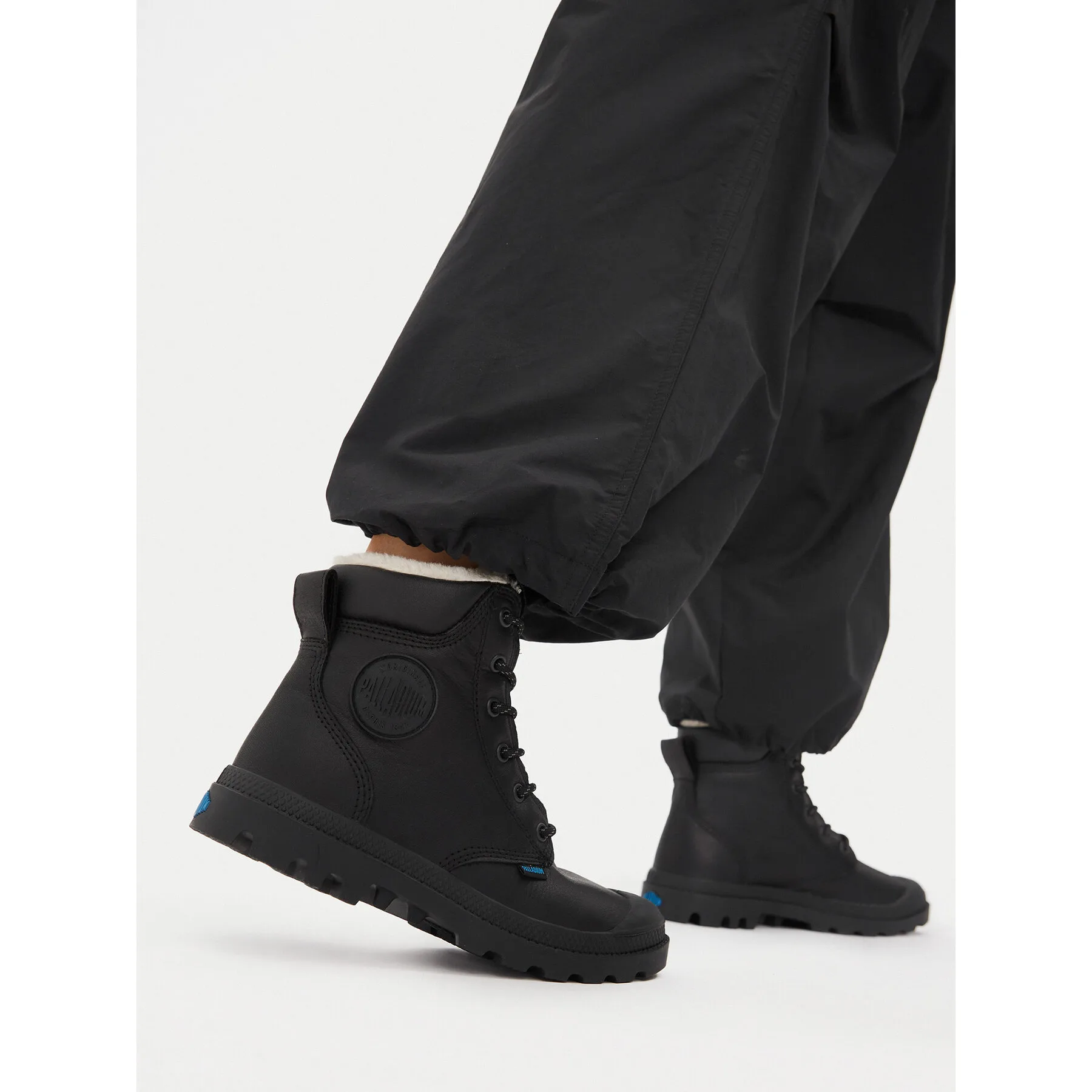 Дамски трапери Palladium o Pampa Sport Cuff WPS черни – Черен – Дамски трапери и кубинки
