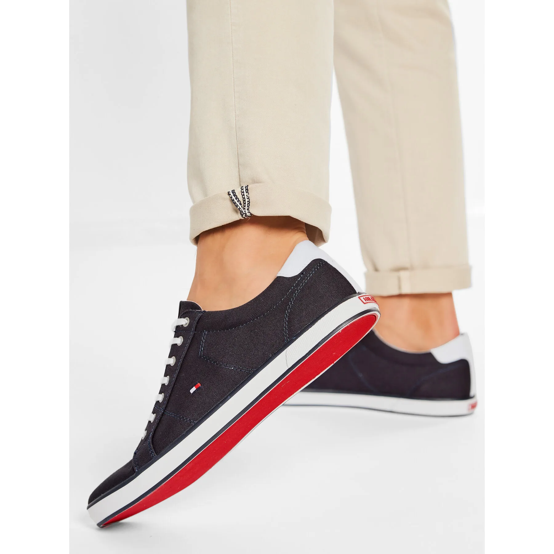 Гуменки Tommy Hilfiger Harlow 1D FM0FM00596 Тъмносин – Мъжки ниски кецове