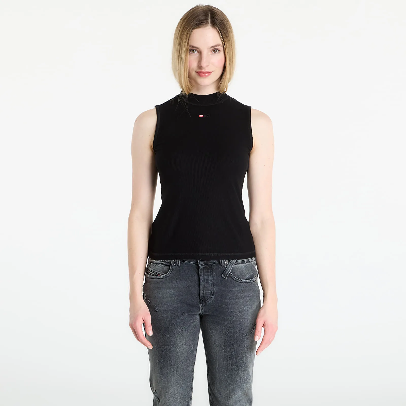 Дамски топ DIESEL T-Mokky-Sl-Microdiv черен – Black – Дамски топове