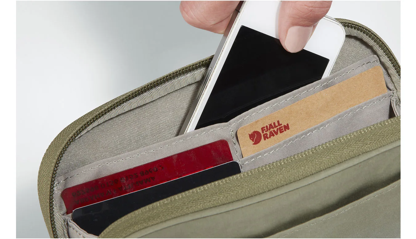 Fjällräven Kånken Travel Wallet Navy Unisex - Carteira Fjällräven - Azul - F23781-560 – Портмонета