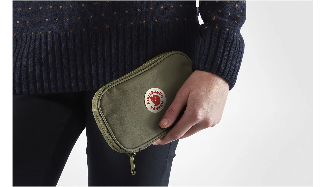 Fjällräven Kånken Travel Wallet Warm Yellow Unisex - Carteira Fjällräven - Amarelo - F23781-141 – Портмонета