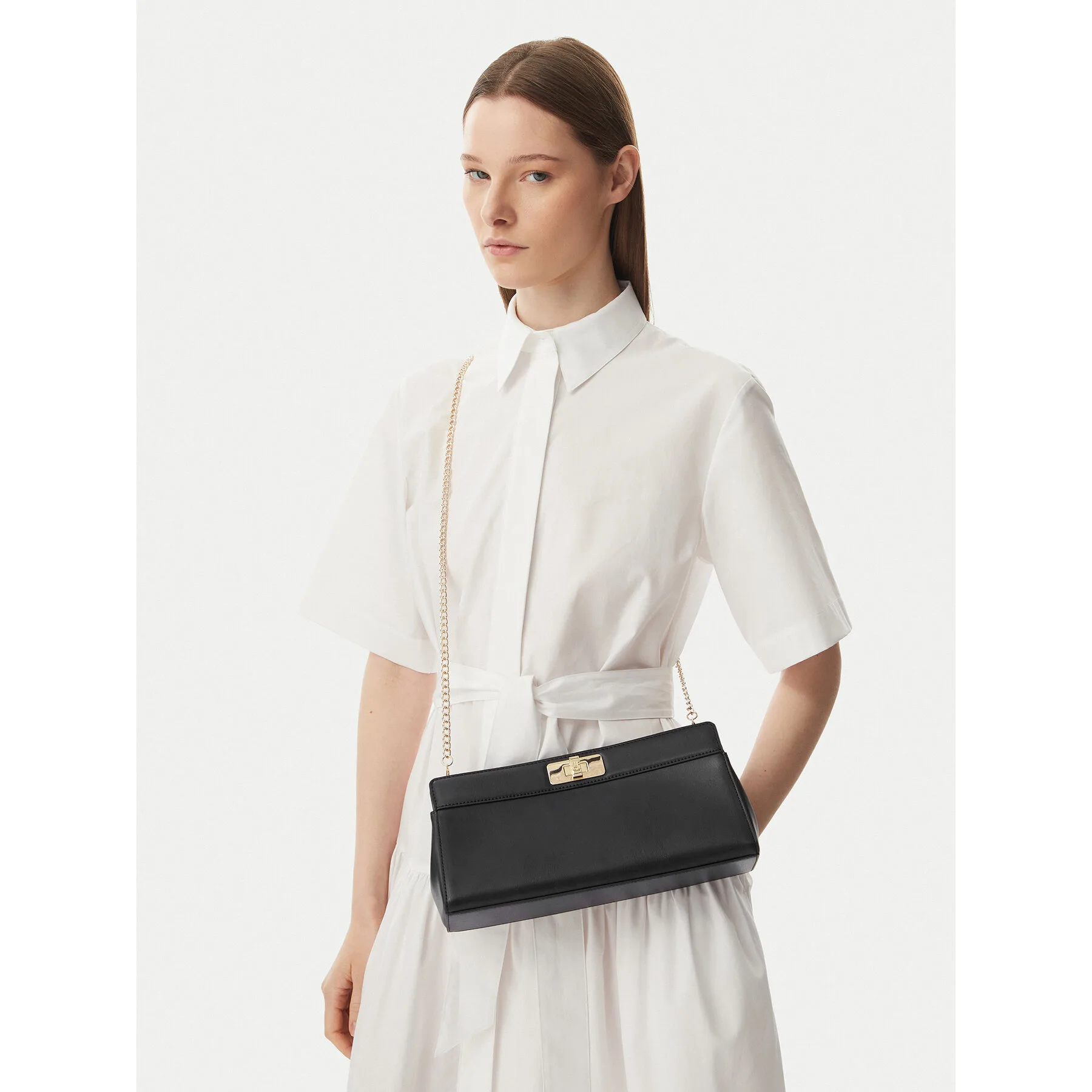 Дамска вечерна чанта Tommy Hilfiger Th Modern Clutch черна – Черен – Дамски вечерни чанти