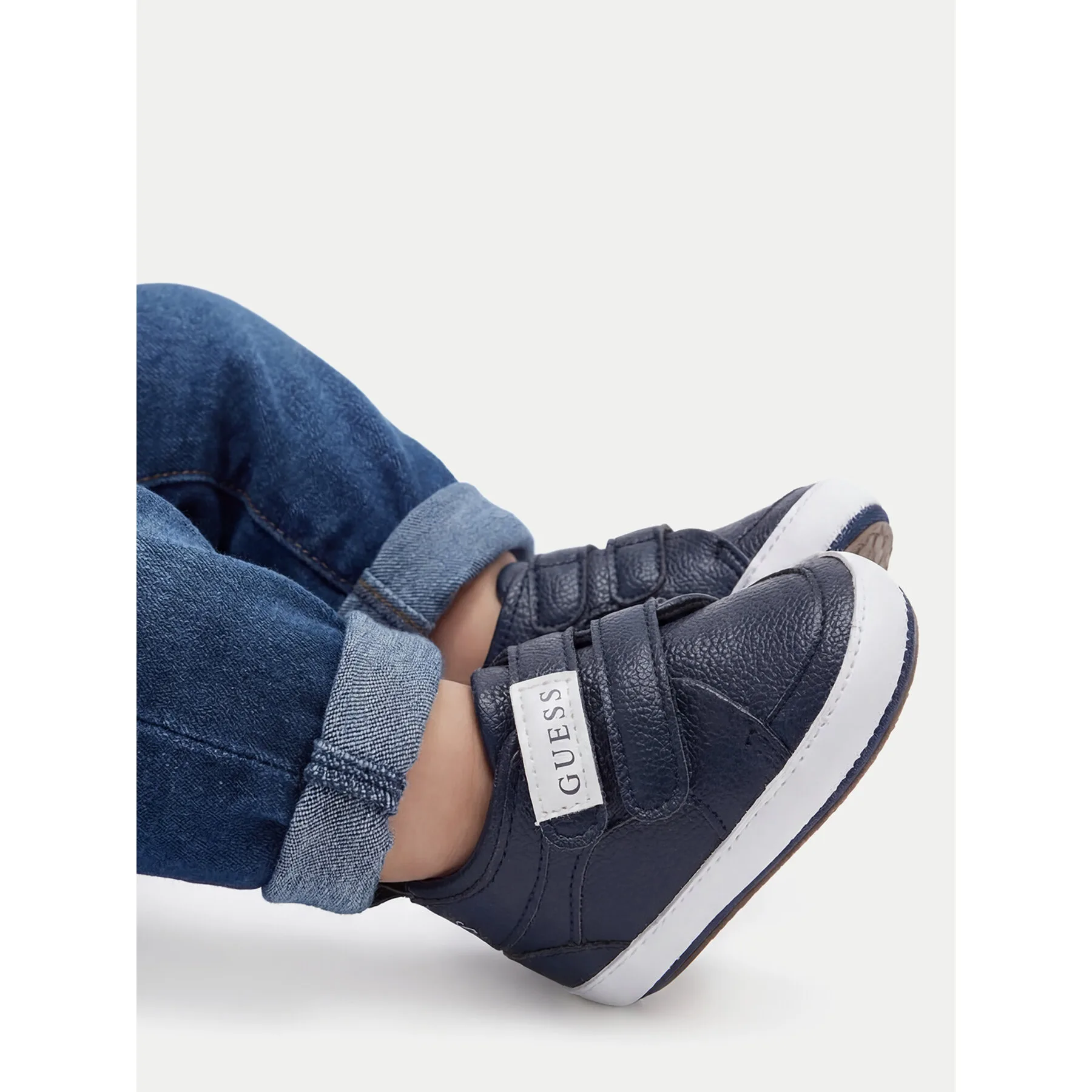 Сникърси Guess CEO-CM250725-11 Тъмносин – Маратонки за момчета