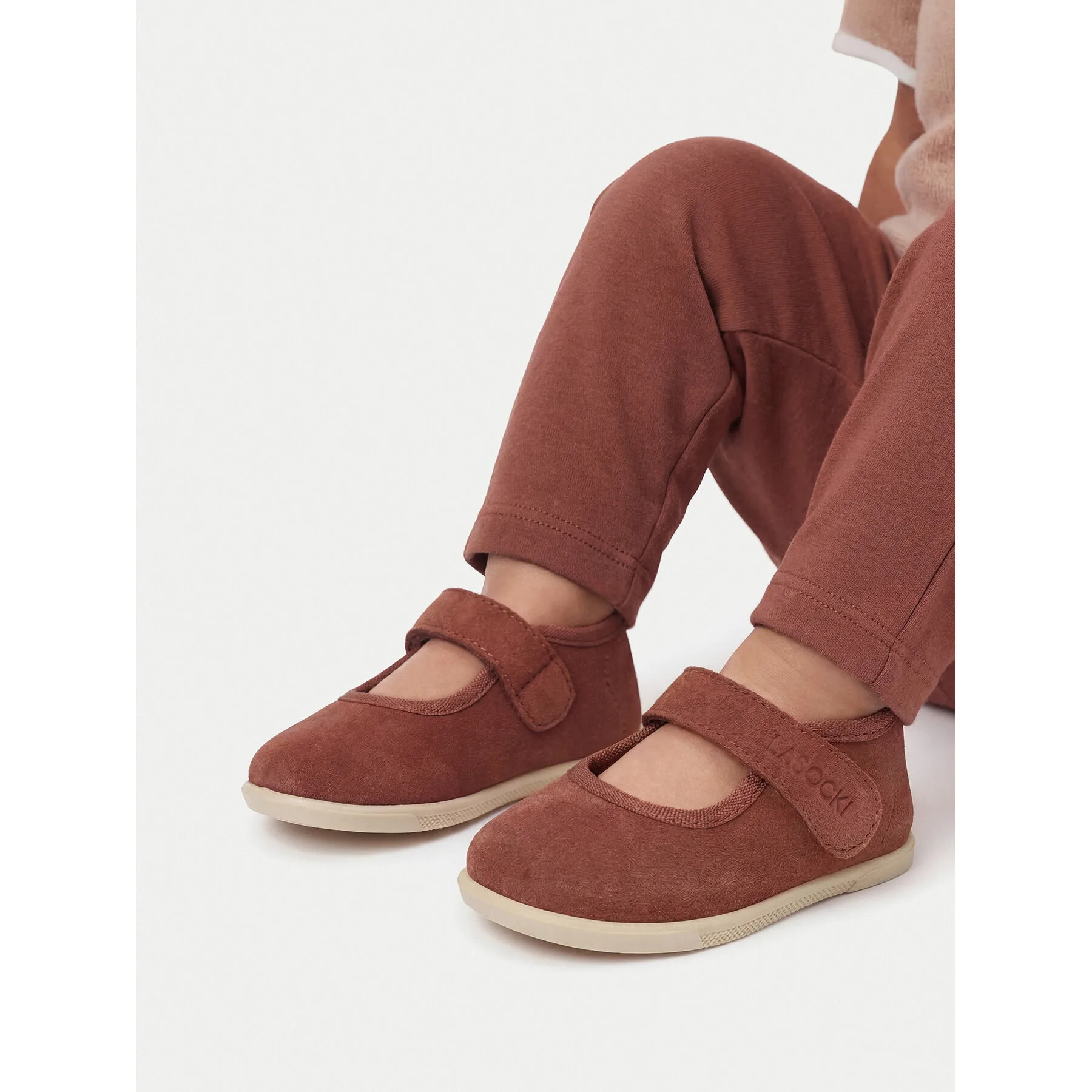 Обувки Lasocki Kids CEO-BAND-C018-32 Кафяв – Детски затворени обувки