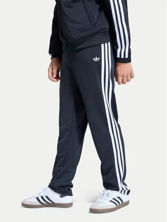 adidas Долнище анцуг Firebird Track KE0910 Черен Regular Fit – Детски спортни панталони