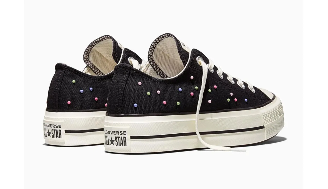 Дамски високи кецове Converse Chuck Taylor All Star Lift Platform A19141C черни – Preto