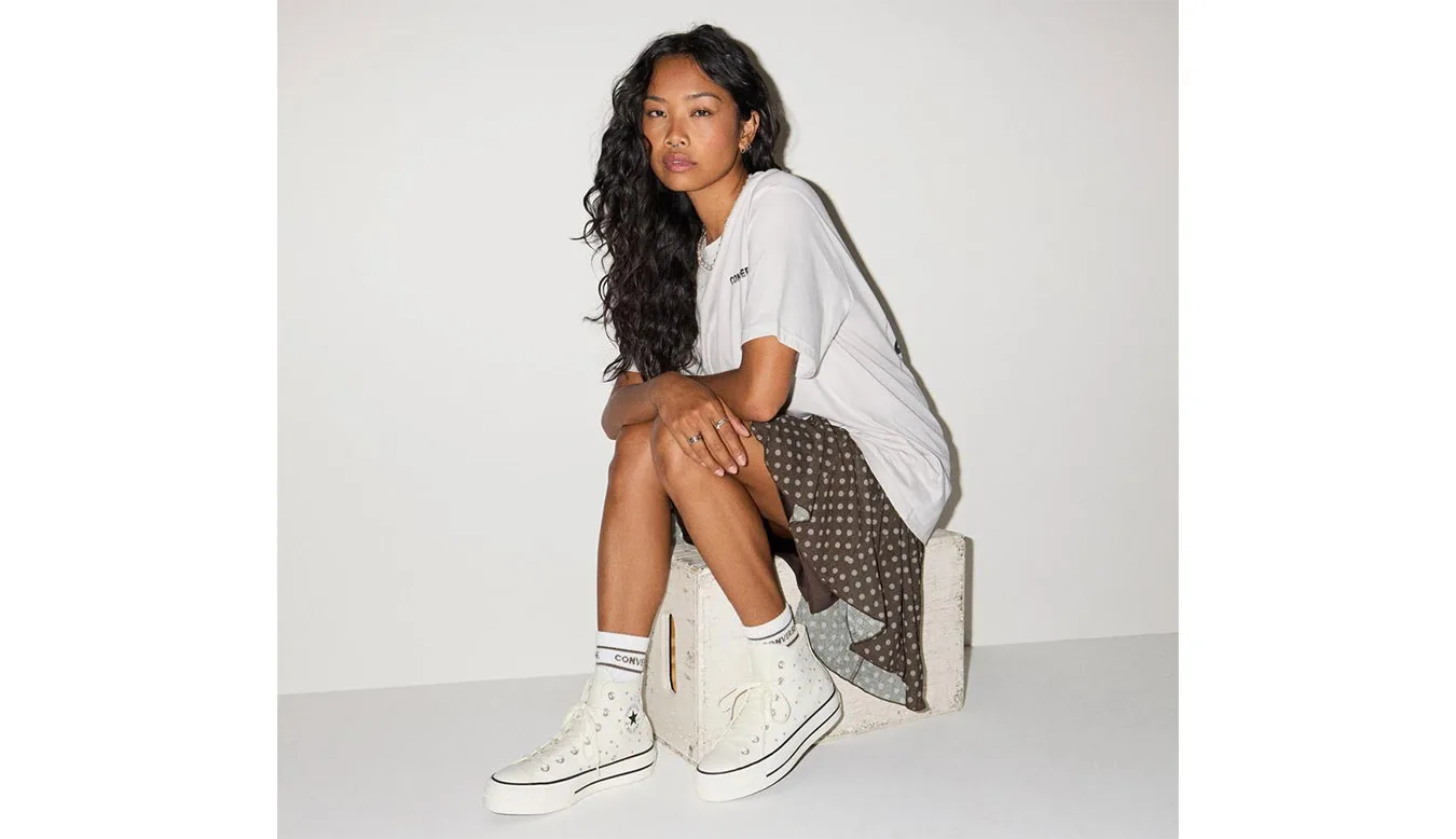 Дамски високи кецове Converse Chuck Taylor All Star Lift A19140C кремави – Branco sujo