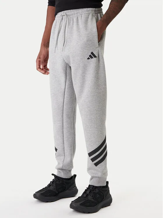 adidas Долнище анцуг Future Icons 3-Stripes JD4867 Сив Regular Fit – Мъжки спортни панталони