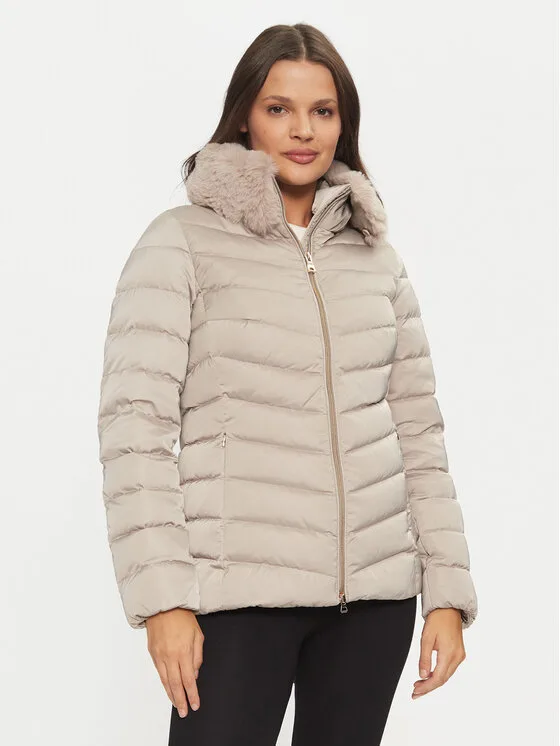 Geox Пухено яке Calithe W4626T T3122 F5025 Бежов Regular Fit – Дамски пухени якета