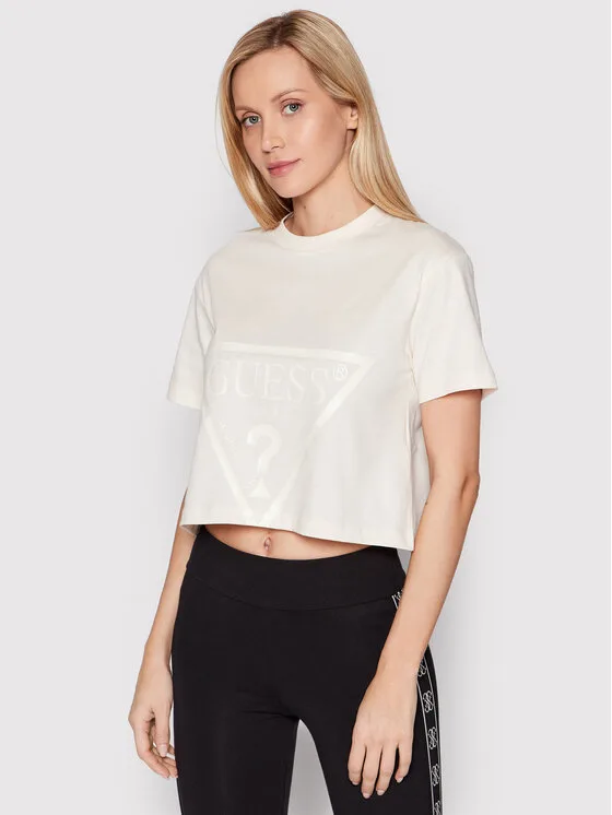 Guess Тишърт V2YI06 K8HM0 Бежов Regular Fit – Дамски тениски