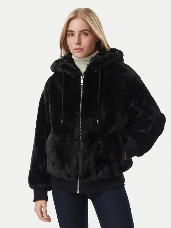 Guess Кожено палто W6BL98 W5896 Черен Regular Fit – Дамски кожуси