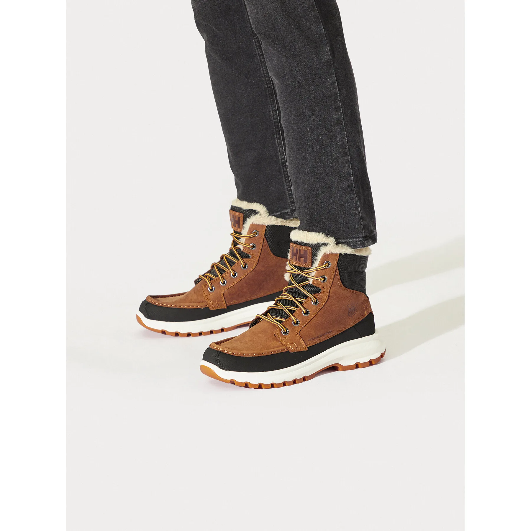 Апрески Helly Hansen Garibaldi V3 114-22.724 Кафяв – Мъжки апрески